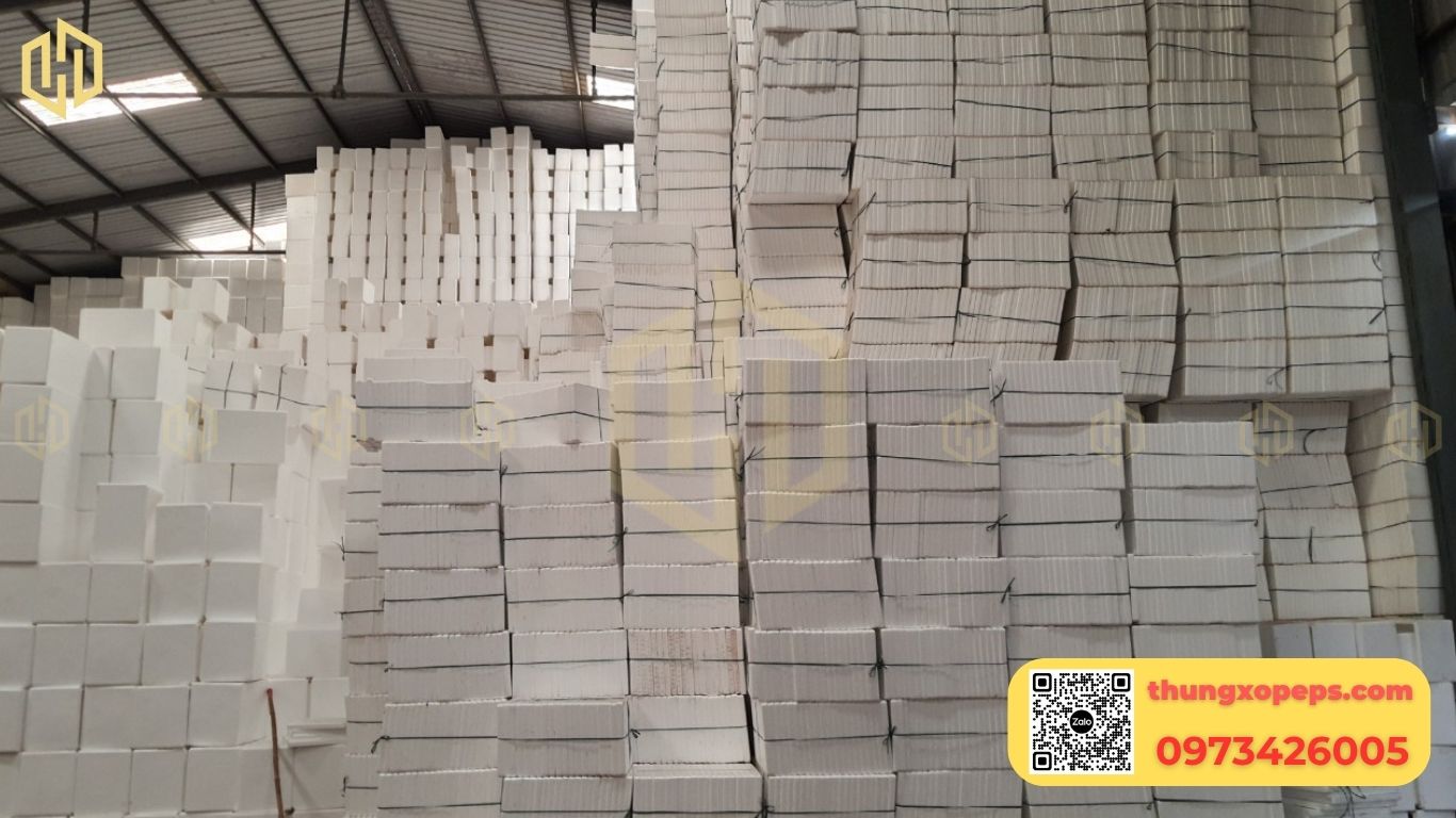 Đặt thùng xốp theo yêu cầu theo kích thước, độ dày, nắp và logo riêng. Tư vấn chọn vật liệu, quy trình làm mẫu, báo giá. Gọi 0973426005